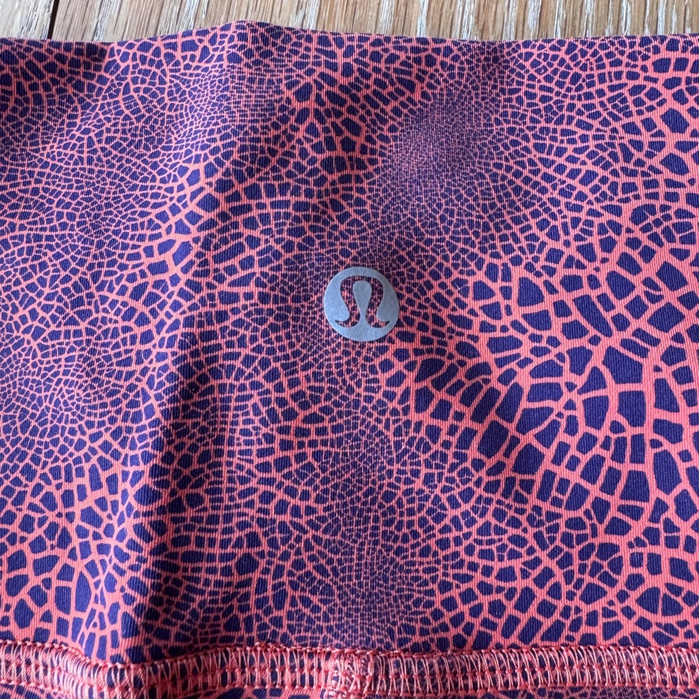 Lululemon Athletica Orange and Blue Cropped pants leggings size 4 like new